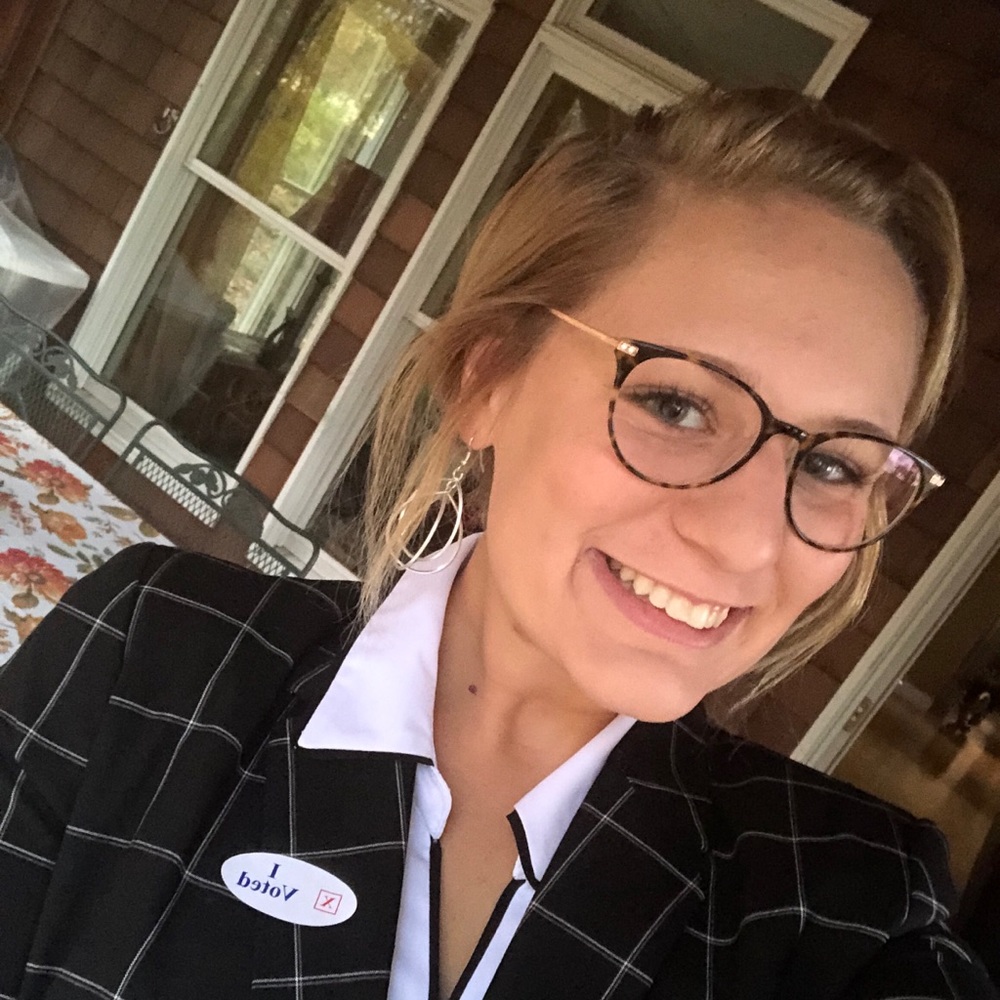 Meet your Posher, Rebekah